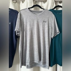 Under Armour shirt Men’s L